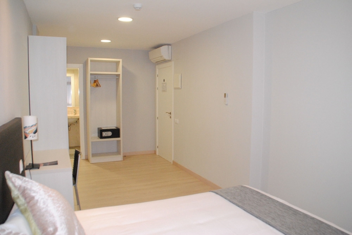 Imagen de la habitación del Hostal Aslyp 114. Foto 8