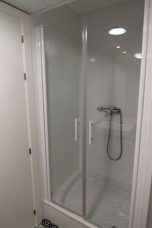 Imagen de la habitación del Hostal Aslyp 114. Foto 12