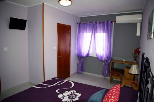 Imagen de la habitación del Hostal Asturias, Casas del Monte. Foto 11