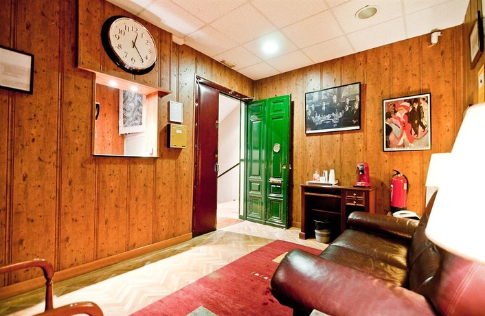 Imagen de los interiores del Hostal Asuncion. Foto 10