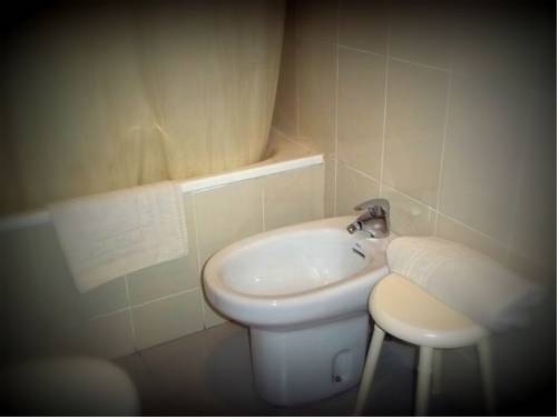 Imagen general del Hostal Atienzar. Foto 4