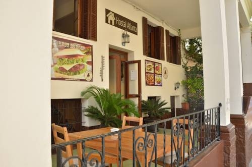 Imagen general del Hostal Atlanta, El Arenal. Foto 5