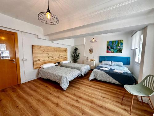 Imagen de la habitación del Hostal Atuaire Home. Foto 15