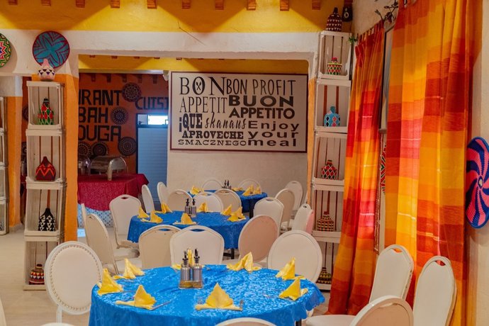Imagen del bar/restaurante del Hostal Auberge Kasbah Merzouga, Merzouga. Foto 2