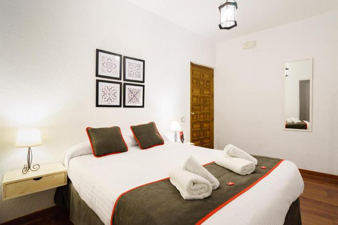 Imagen de la habitación del Hostal Austria, Granada. Foto 6