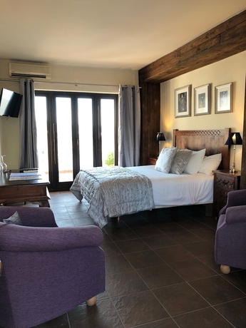 Imagen de la habitación del Hostal Avalon, Nerja. Foto 7