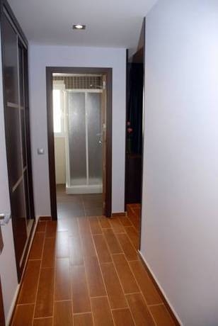 Imagen de los interiores del Hostal Avenida Barajas. Foto 15