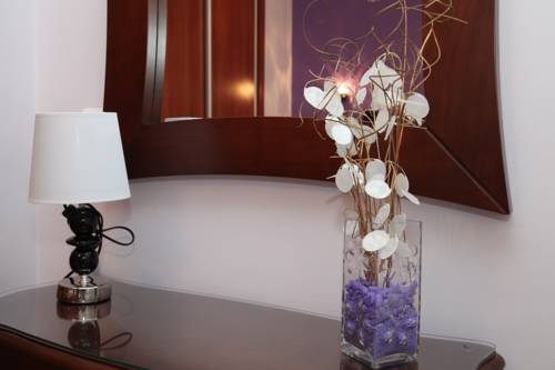 Imagen de la habitación del Hostal Avenida, Tabernas. Foto 14