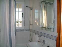 Imagen de la habitación del Hostal Azul, Islantilla. Foto 4