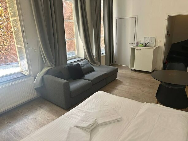 Imagen de la habitación del Hostal BED College. Foto 11