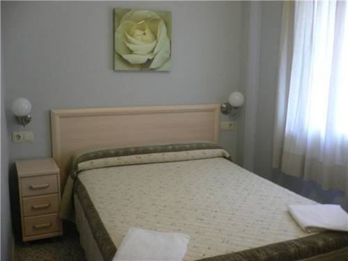 Imagen general del Hostal Badalona. Foto 7