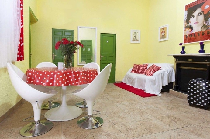 Imagen de los interiores del Hostal Bahia Madrid. Foto 15