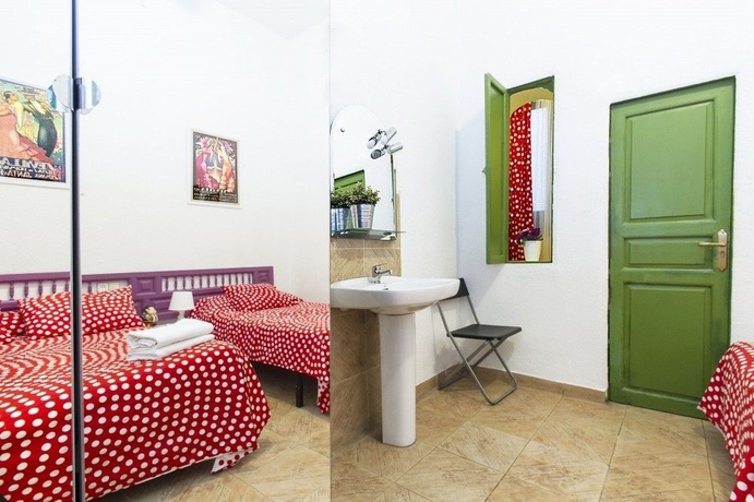 Imagen de la habitación del Hostal Bahia Madrid. Foto 13