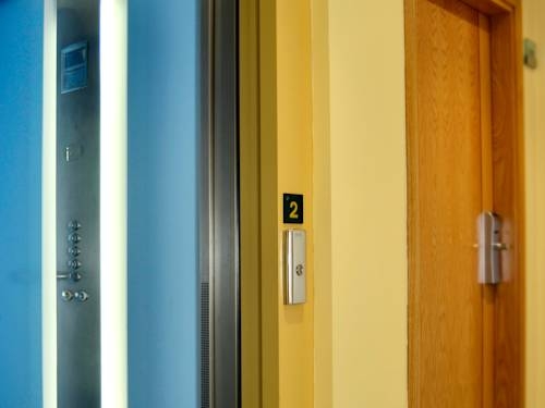 Imagen general del Hostal Bajo La Muralla. Foto 8