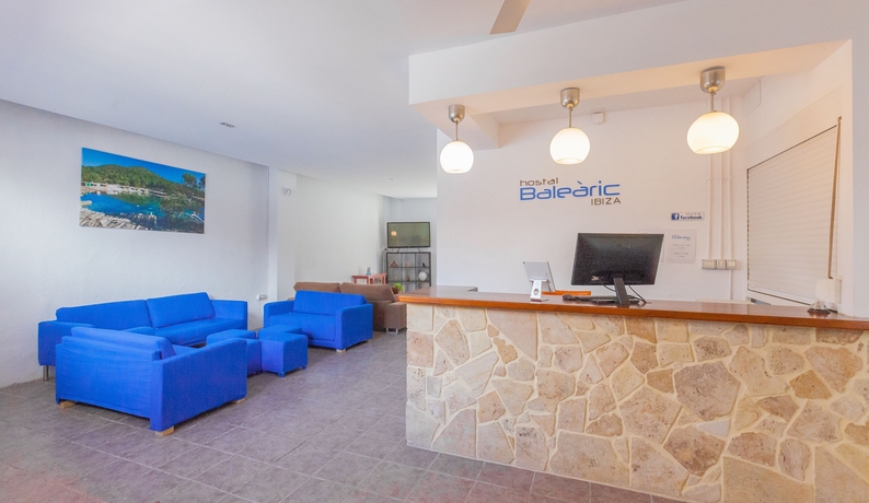 Imagen de los interiores del Hostal Baleàric - Adults Only. Foto 19