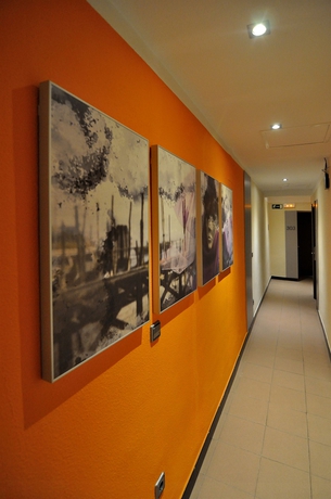 Imagen de los interiores del Hostal Ballesta. Foto 13