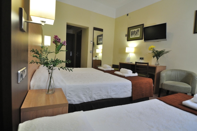 Imagen de la habitación del Hostal Ballesta. Foto 9