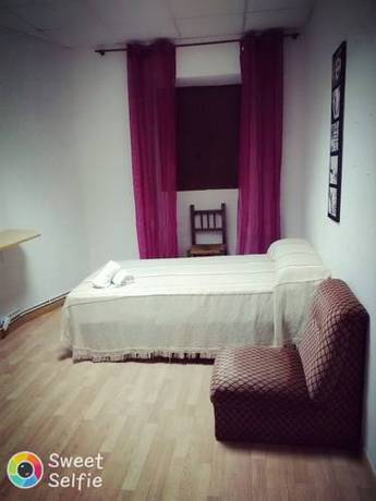 Imagen de la habitación del Hostal Bar Ruiz. Foto 3