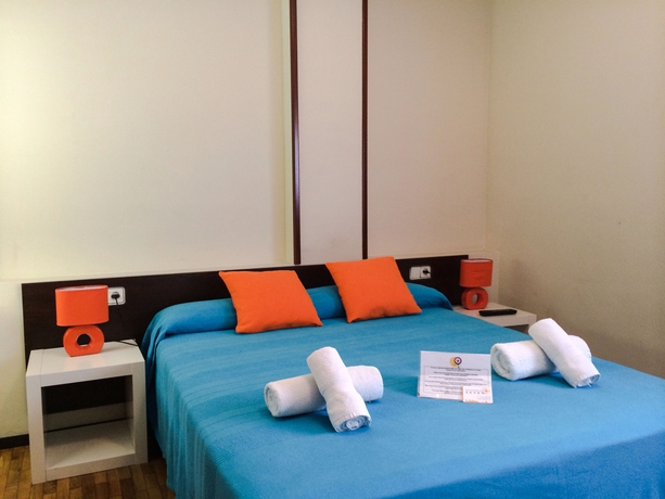 Imagen de la habitación del Hostal Barcelona City Seven. Foto 3