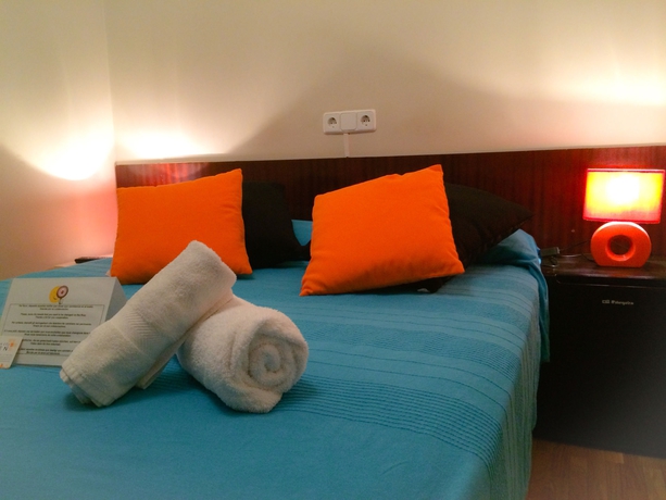 Imagen de la habitación del Hostal Barcelona City Seven. Foto 4