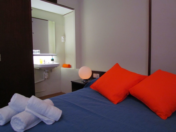 Imagen de la habitación del Hostal Barcelona City Seven. Foto 12