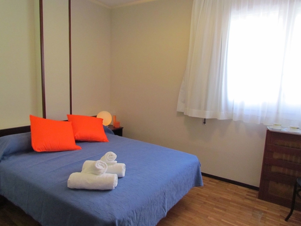 Imagen de la habitación del Hostal Barcelona City Seven. Foto 14