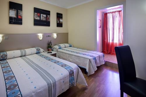 Imagen general del Hostal Barcelona, Sants-Montjuic. Foto 4