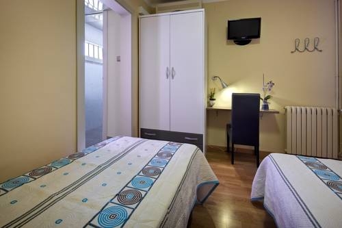 Imagen general del Hostal Barcelona, Sants-Montjuic. Foto 5