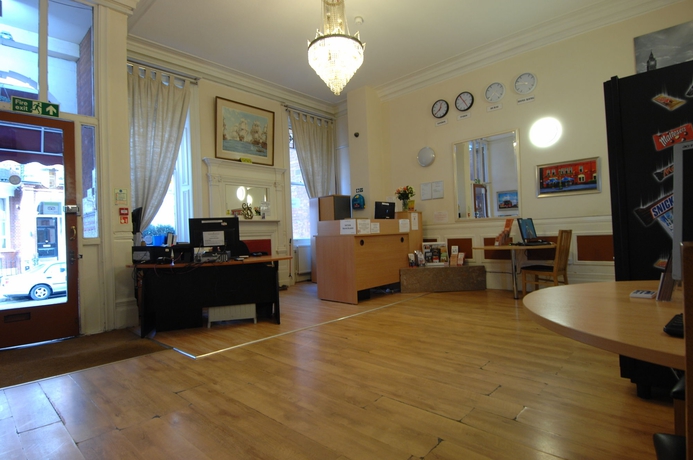 Imagen de los interiores del Hostal Barkston Rooms Earl's Court. Foto 12