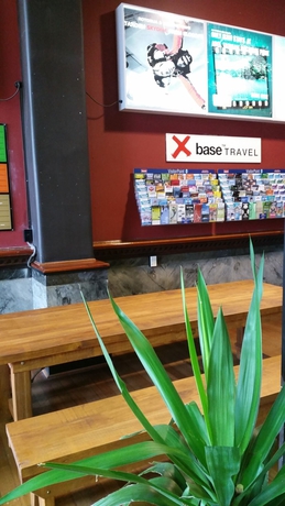 Imagen de los interiores del Hostal Base Wellington. Foto 10