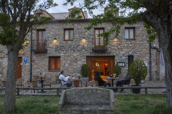 Imagen general del Hostal Bavieca. Foto 9