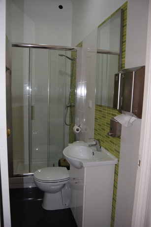 Imagen de la habitación del Hostal Be My Guest Lisboa. Foto 9