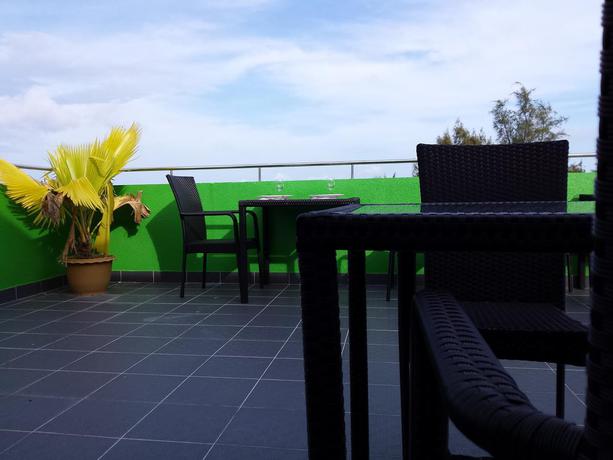 Imagen general del Hostal Beach Grand and Spa Premium. Foto 2