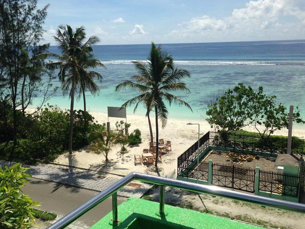 Imagen general del Hostal Beach Grand and Spa Premium. Foto 6