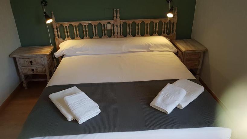 Imagen de la habitación del Hostal Becerril. Foto 6