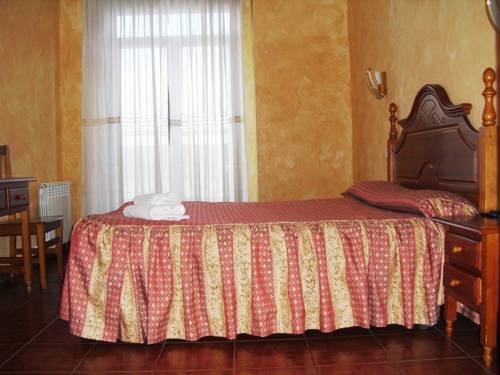 Imagen de la habitación del Hostal Bellas. Foto 6