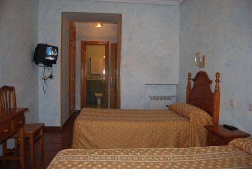 Imagen de la habitación del Hostal Bellas. Foto 10