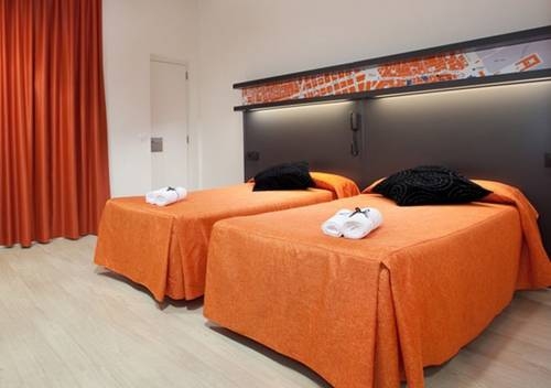 Imagen de la habitación del Hostal Benidorm, Las Ramblas. Foto 11