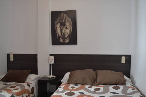 Imagen general del Hostal Berlin, Marbella. Foto 4