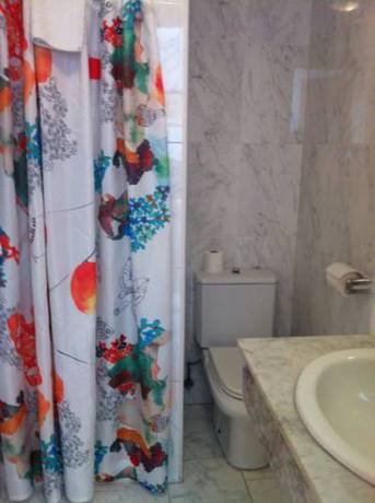 Imagen general del Hostal Berlin, Marbella. Foto 8