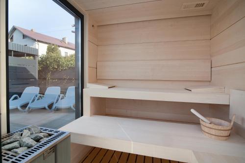 Imagen de los interiores del Hostal Błękitne Wzg&oacute;rze - Nowoczesne Pokoje Gościnne. Foto 16