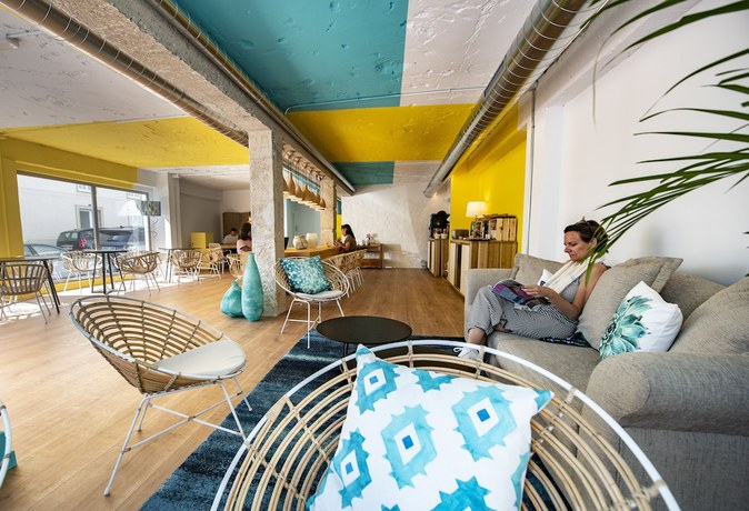 Imagen de los interiores del Hostal Blanca by Uephotels. Foto 17