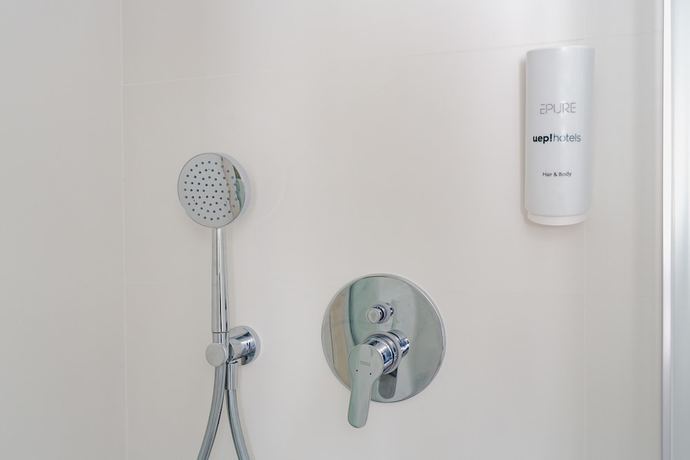 Imagen de la habitación del Hostal Blanca by Uephotels. Foto 10