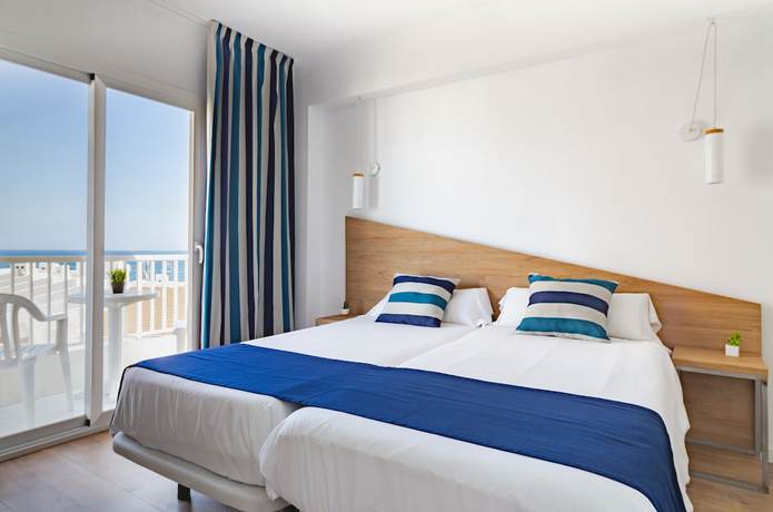 Imagen de la habitación del Hostal Blanca by Uephotels. Foto 13