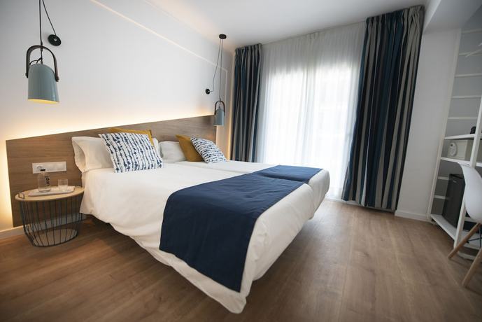 Imagen de la habitación del Hostal Blanca by Uephotels. Foto 16