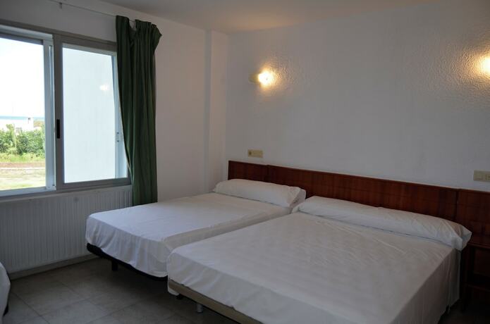 Imagen general del Hostal Blayet - AUTO CHECK-IN - ACCESO CON C&Oacute;DIGO. Foto 9