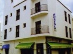 Imagen de los exteriores del Hostal Bodega. Foto 7