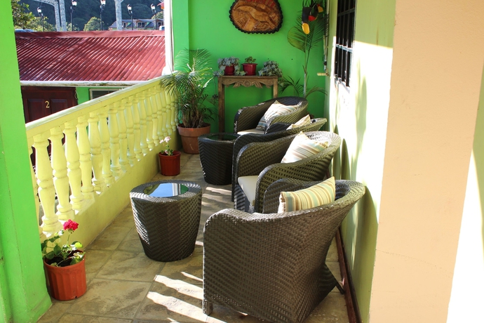Imagen de los exteriores del Hostal Boquete. Foto 18