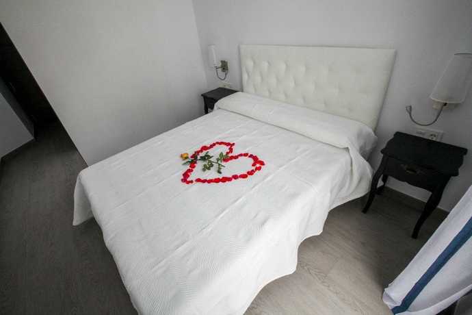 Imagen de la habitación del Hostal Boutique Bajamar. Foto 15