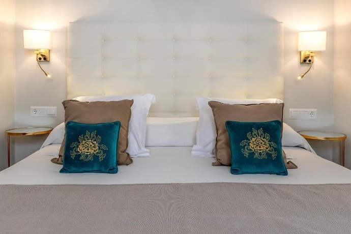 Imagen de la habitación del Hostal Boutique Plaza Cantarero. Foto 17